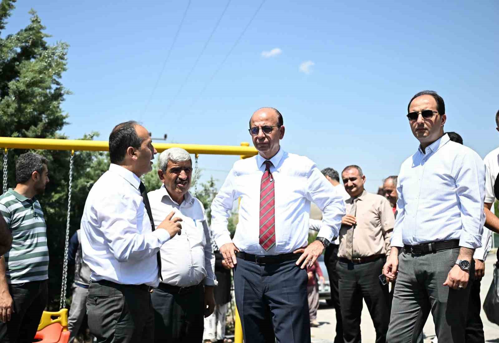 Yeşilyurt Belediyesi’nden Banazı’ya güneş enerjili çocuk parkı