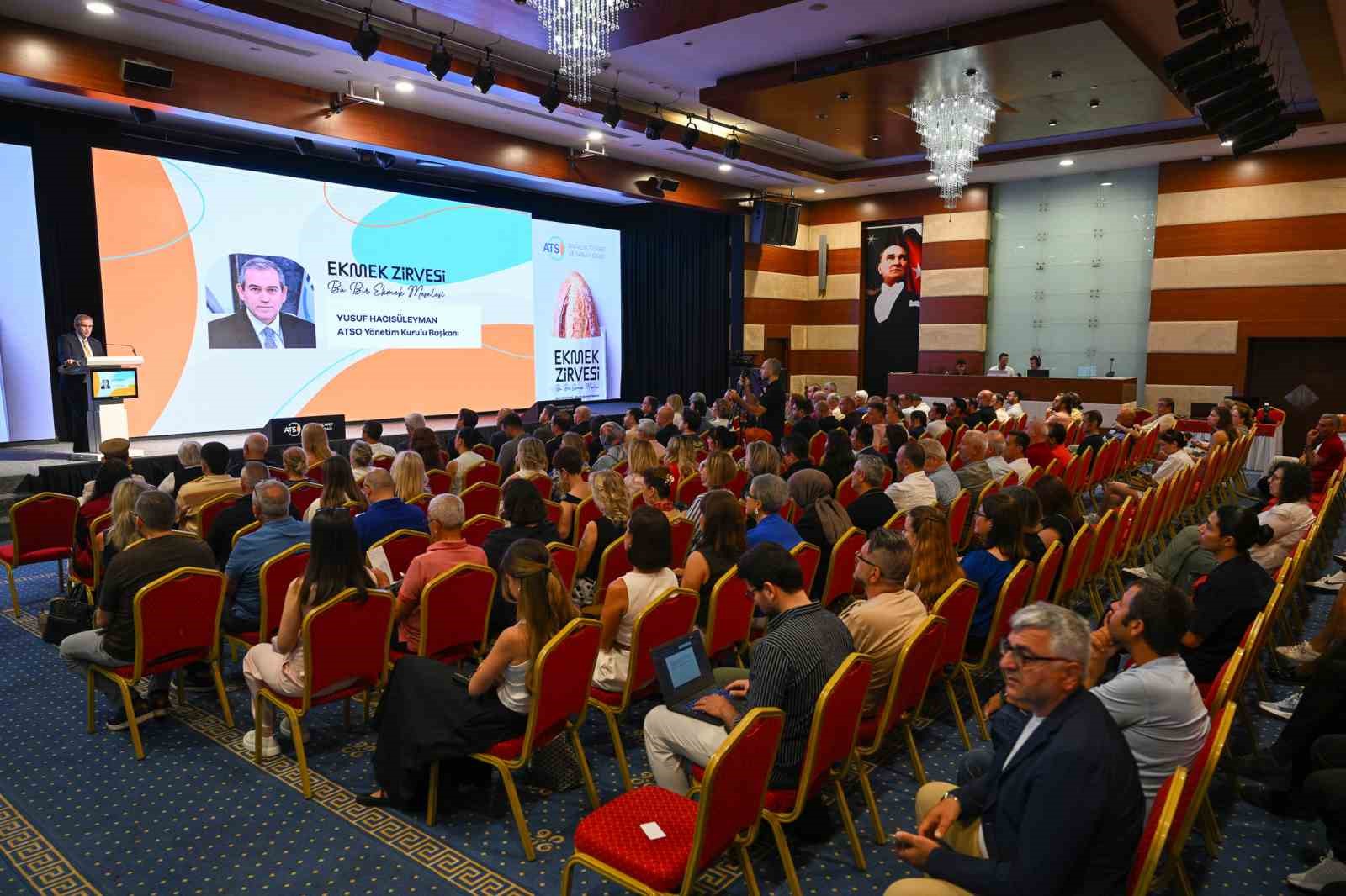 160 ülkenin sofrasına uzanan ’Ekmek meselesi’ Antalya’da konuşuldu