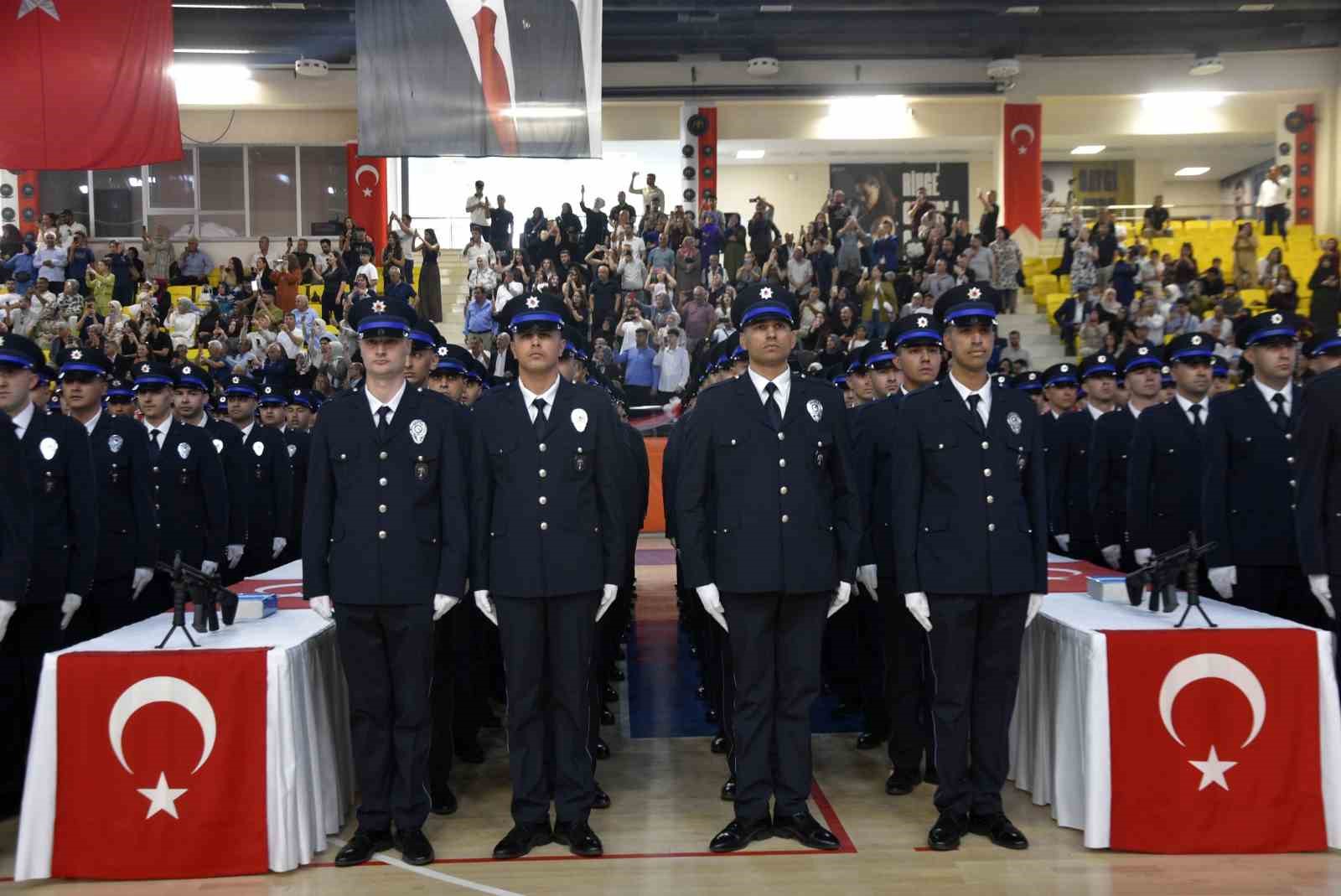 Bitlis POMEM’de 407 polis memuru göreve hazır