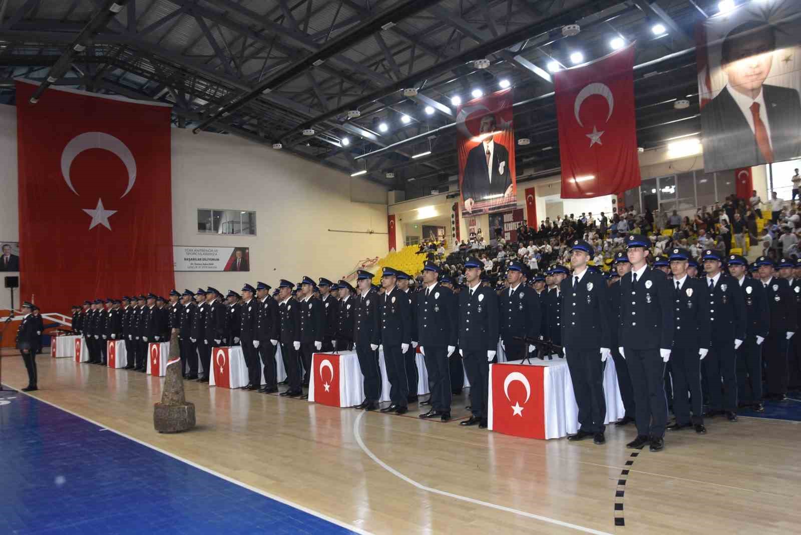 Bitlis POMEM’de 407 polis memuru göreve hazır