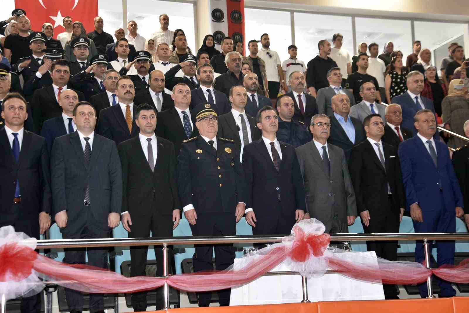 Bitlis POMEM’de 407 polis memuru göreve hazır