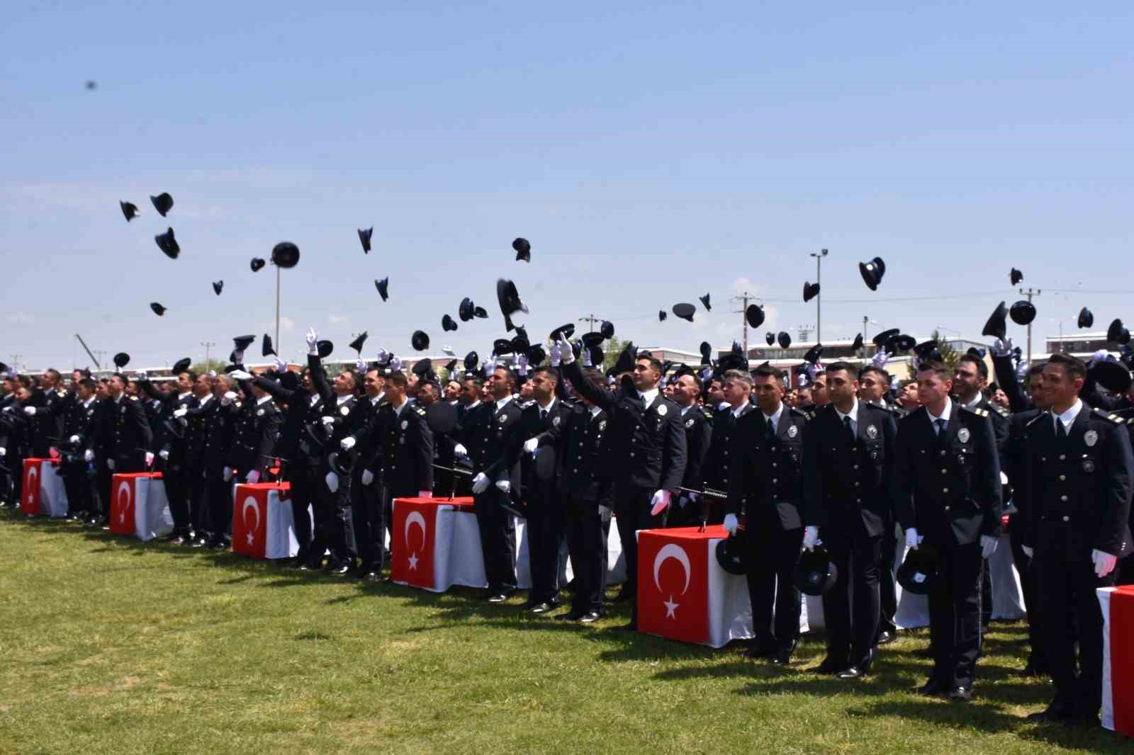 Afyonkarahisar POMEM’de 32. dönem mezuniyet heyecanı: