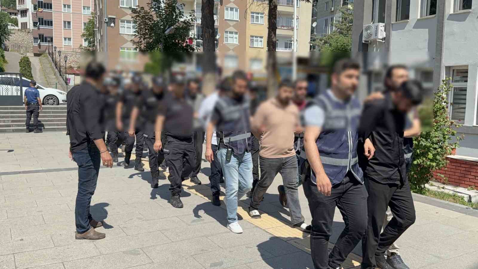Galericilik üzerinden kurulan vurgun zinciri polis ekiplerince çökertildi