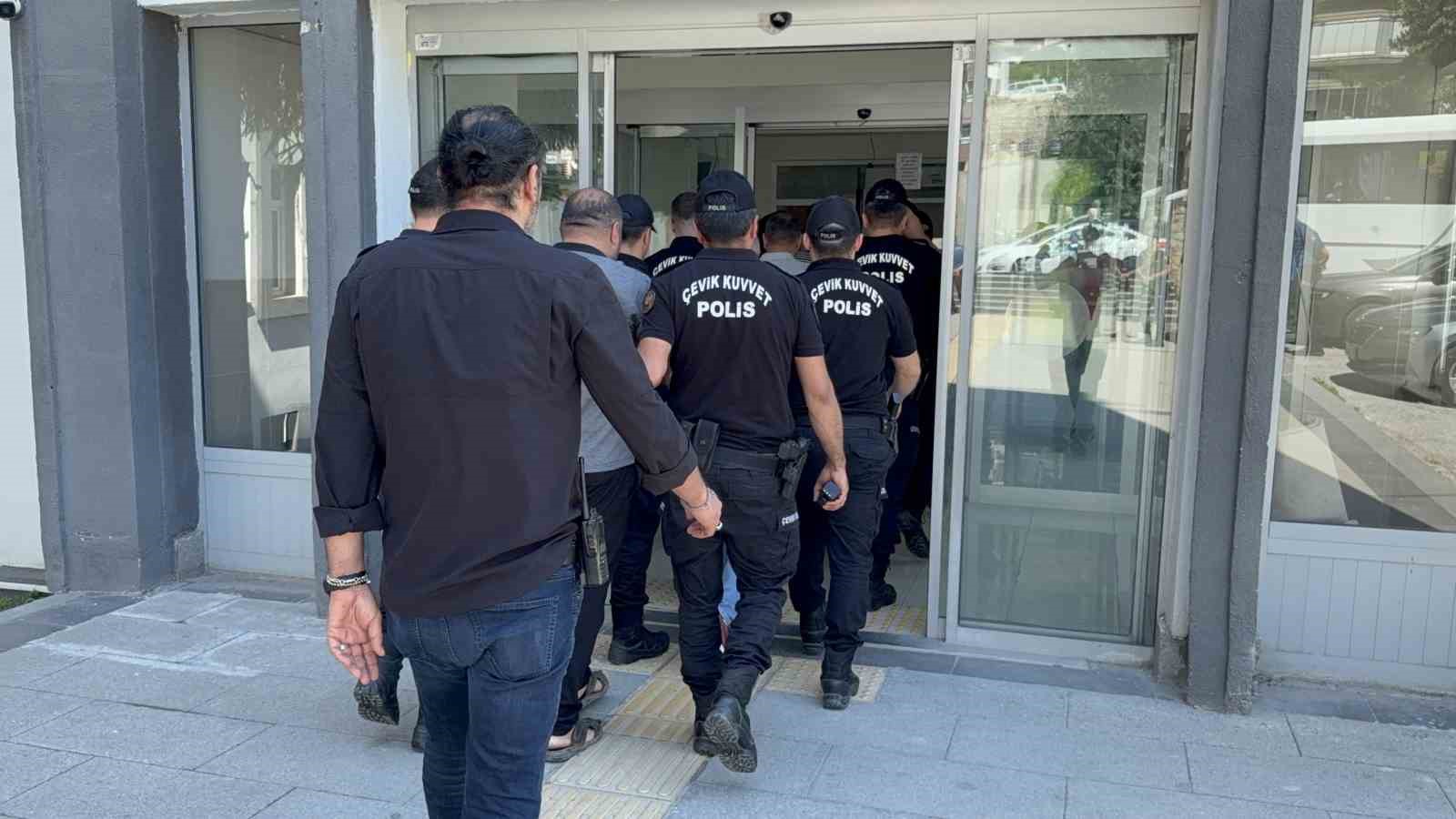 Galericilik üzerinden kurulan vurgun zinciri polis ekiplerince çökertildi
