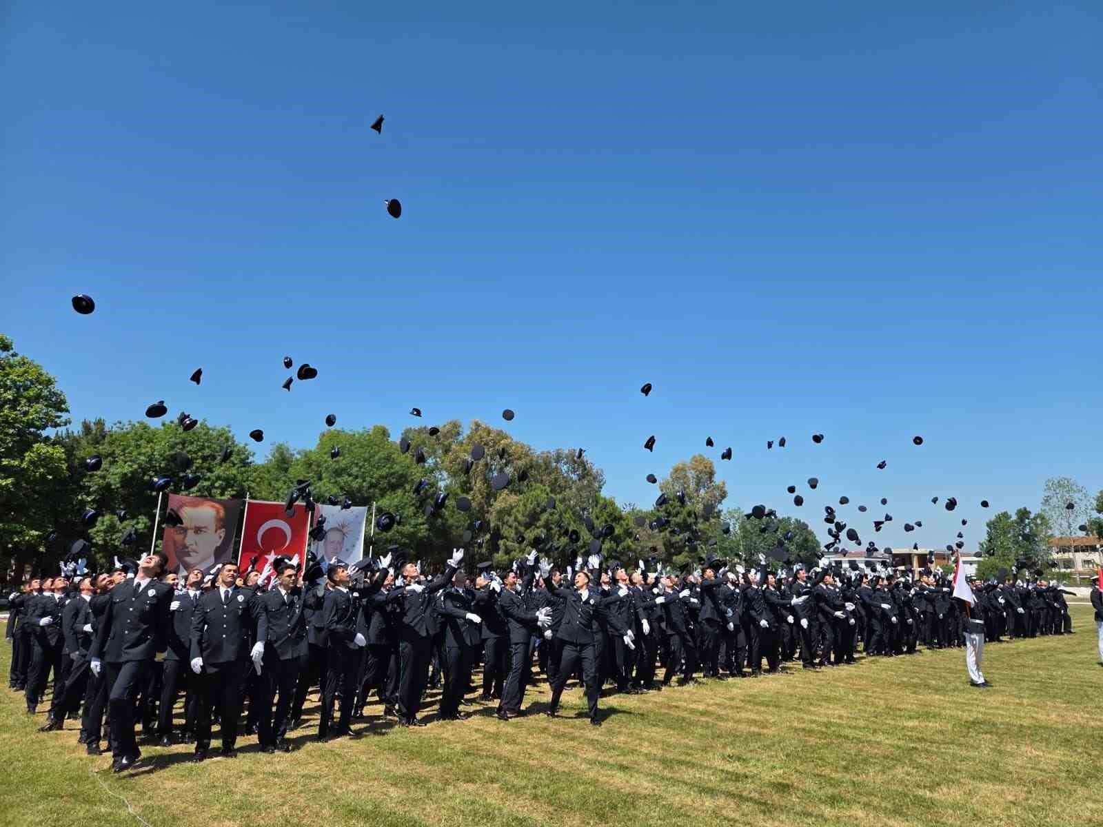 Emniyet teşkilatına Samsun’dan 380 taze kan