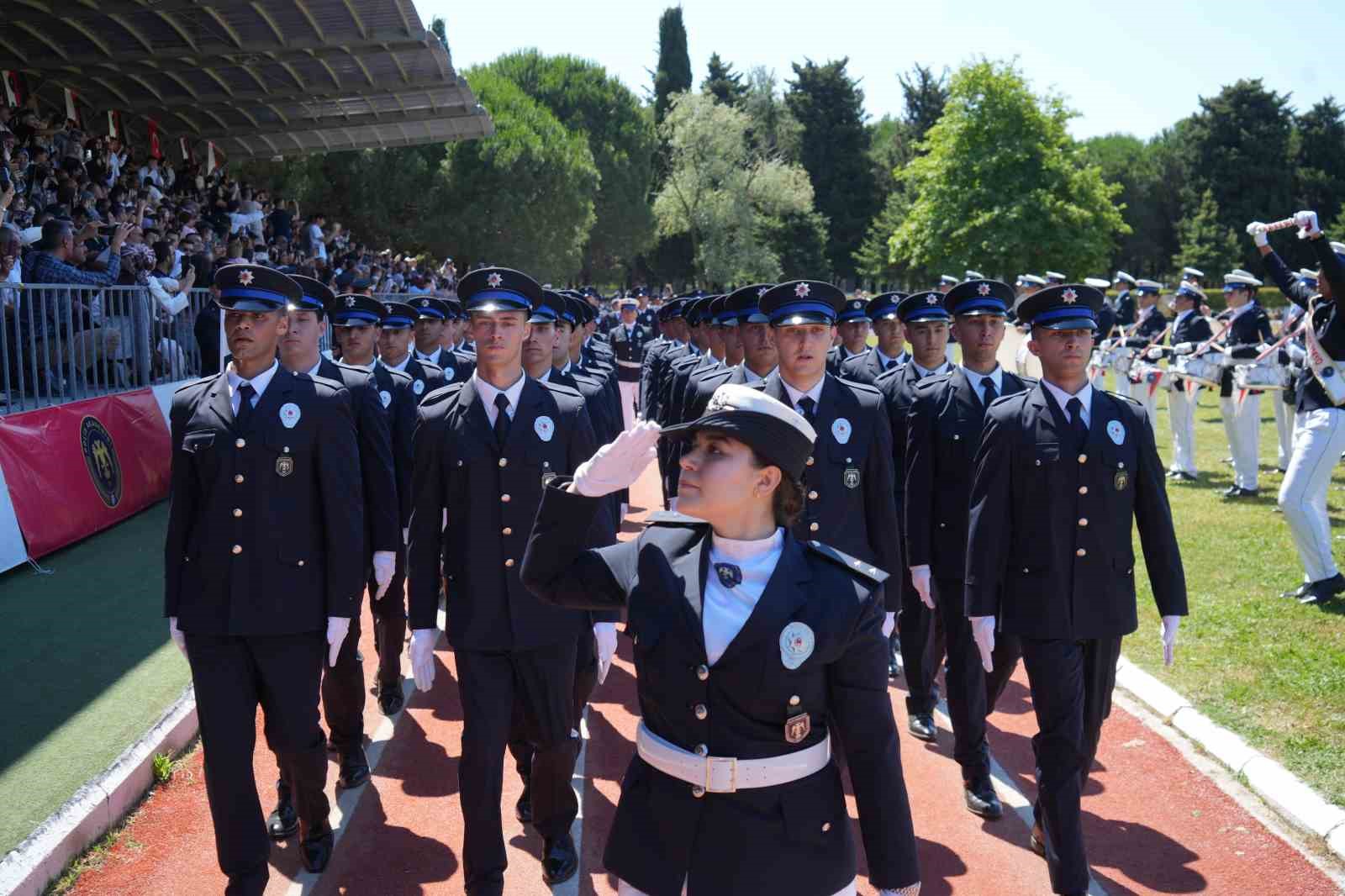 Emniyet teşkilatına Samsun’dan 380 taze kan