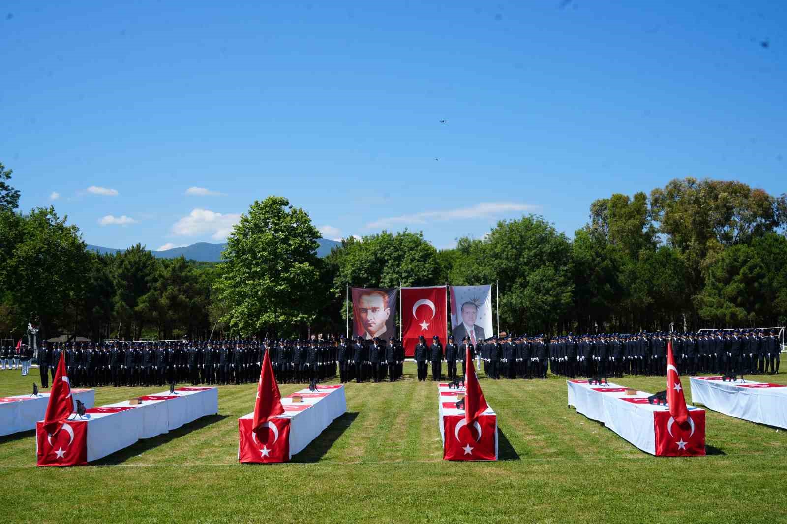Emniyet teşkilatına Samsun’dan 380 taze kan