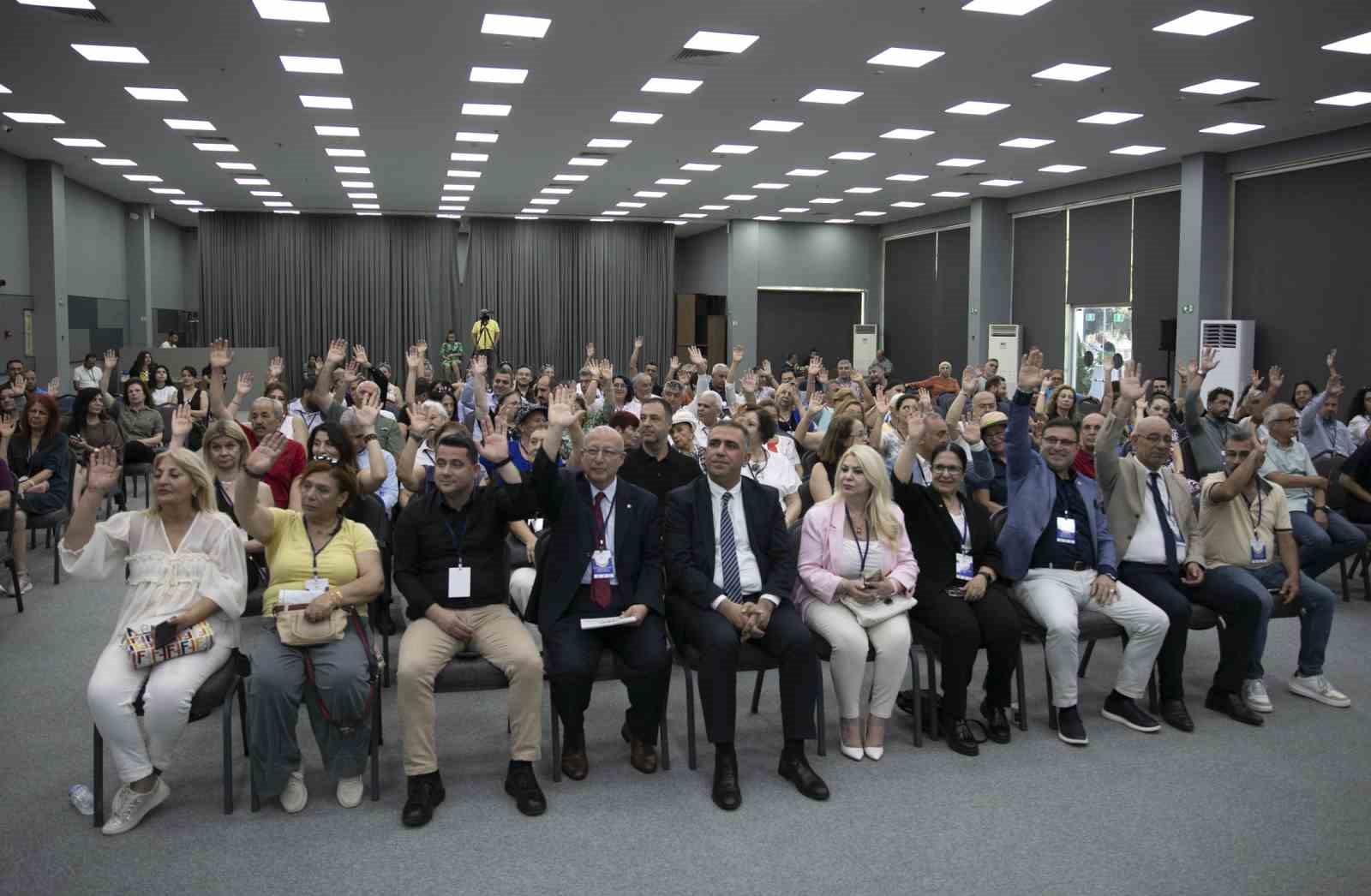 Mersin Kent Konseyinin yeni başkanı Demet Şaman Tarlakazan oldu