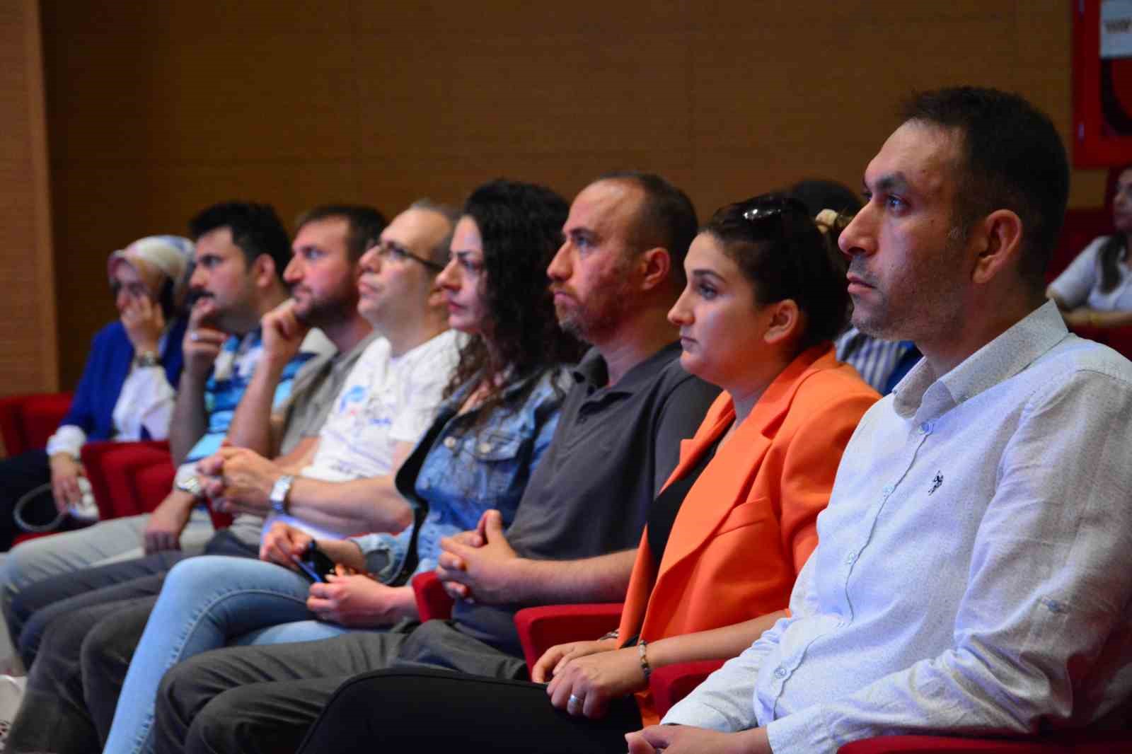 Hitit Üniversitesinde rehber öğretmenlere ’geleceğin meslekleri’ anlatıldı
