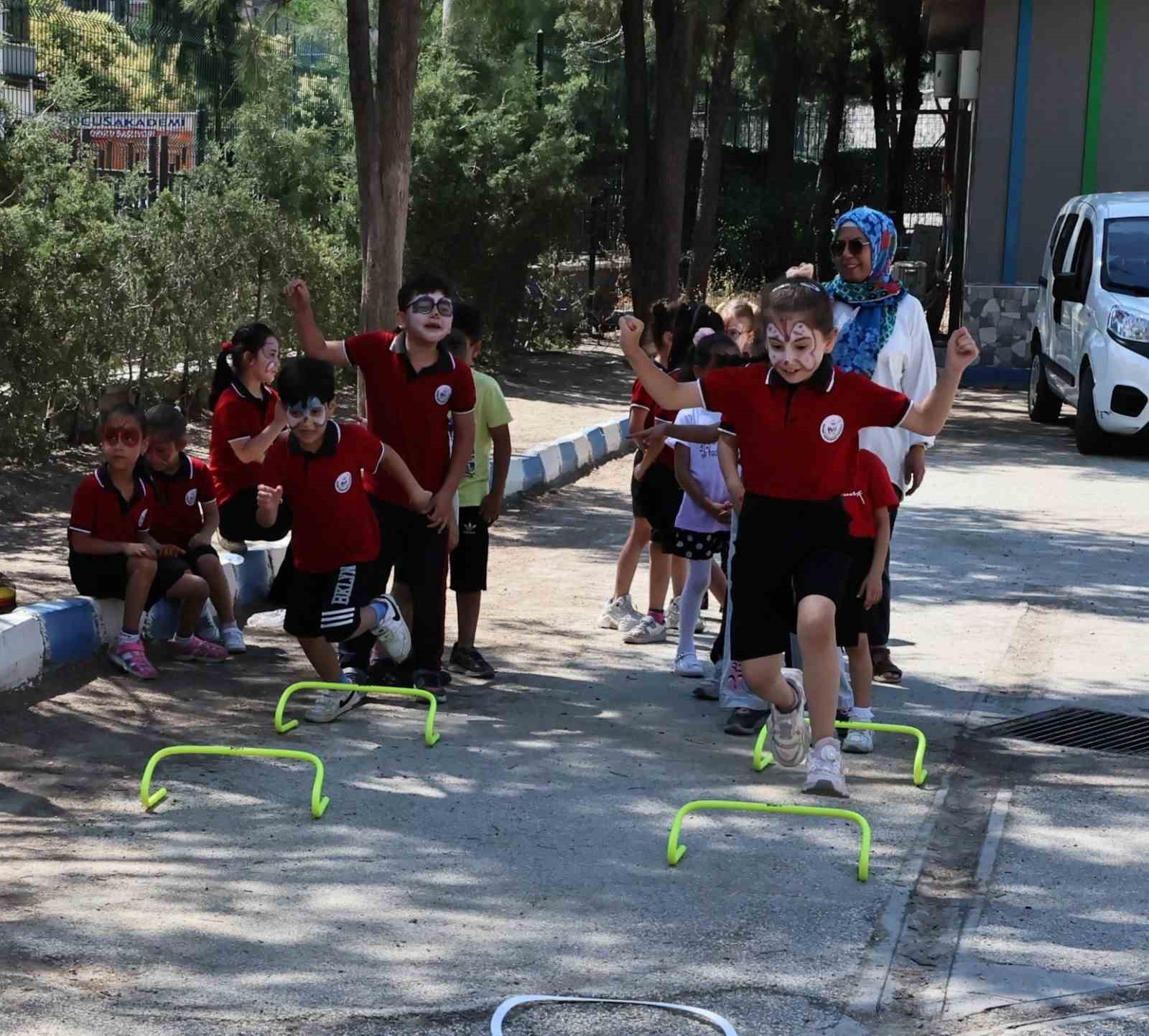 Minik Hamza’nın ilk mektubu İl Müdürü Öztürk’ü duygulandırdı