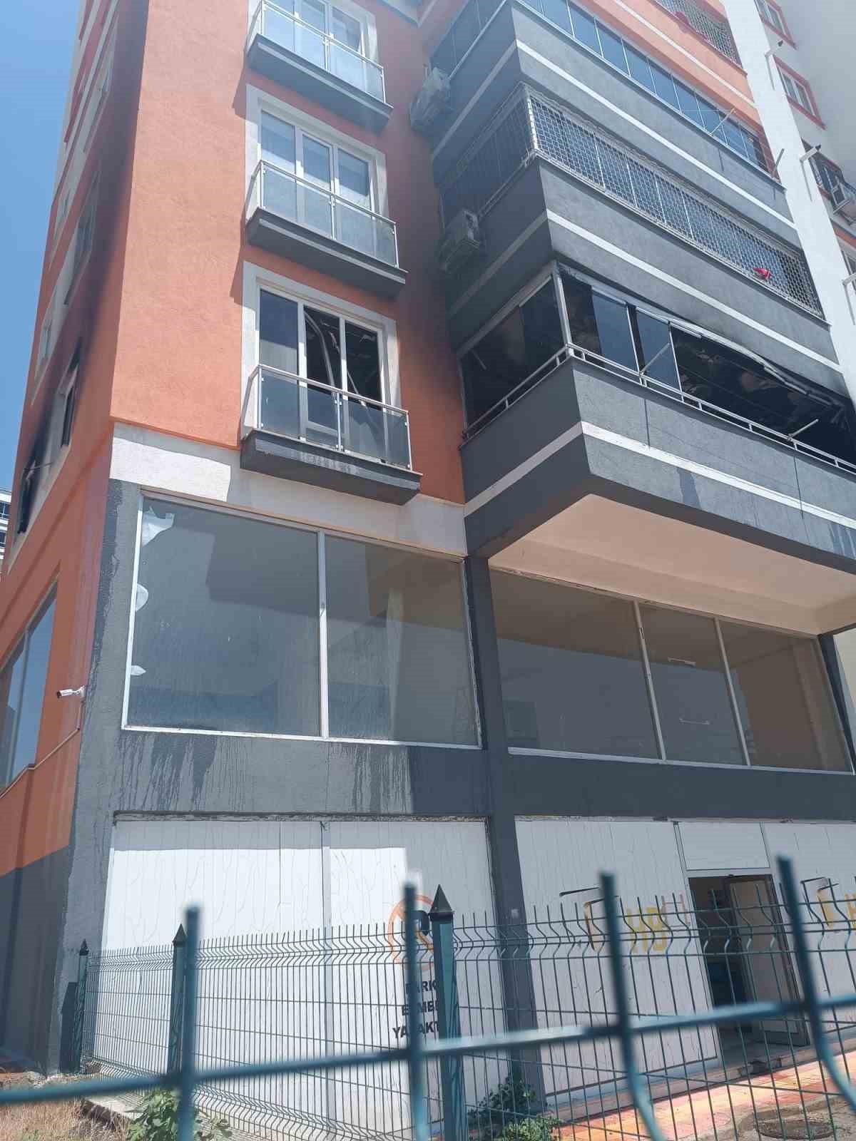 Kahramanmaraş’taki yangında 3 engelli kardeş hayatını kaybetti
