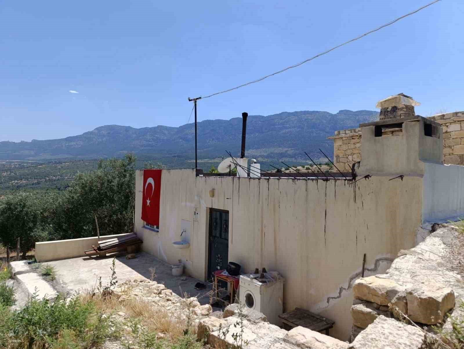 Fırat Kalkanı Harekatı bölgesinden acı haber: Astsubay Kenan Şahin şehit oldu