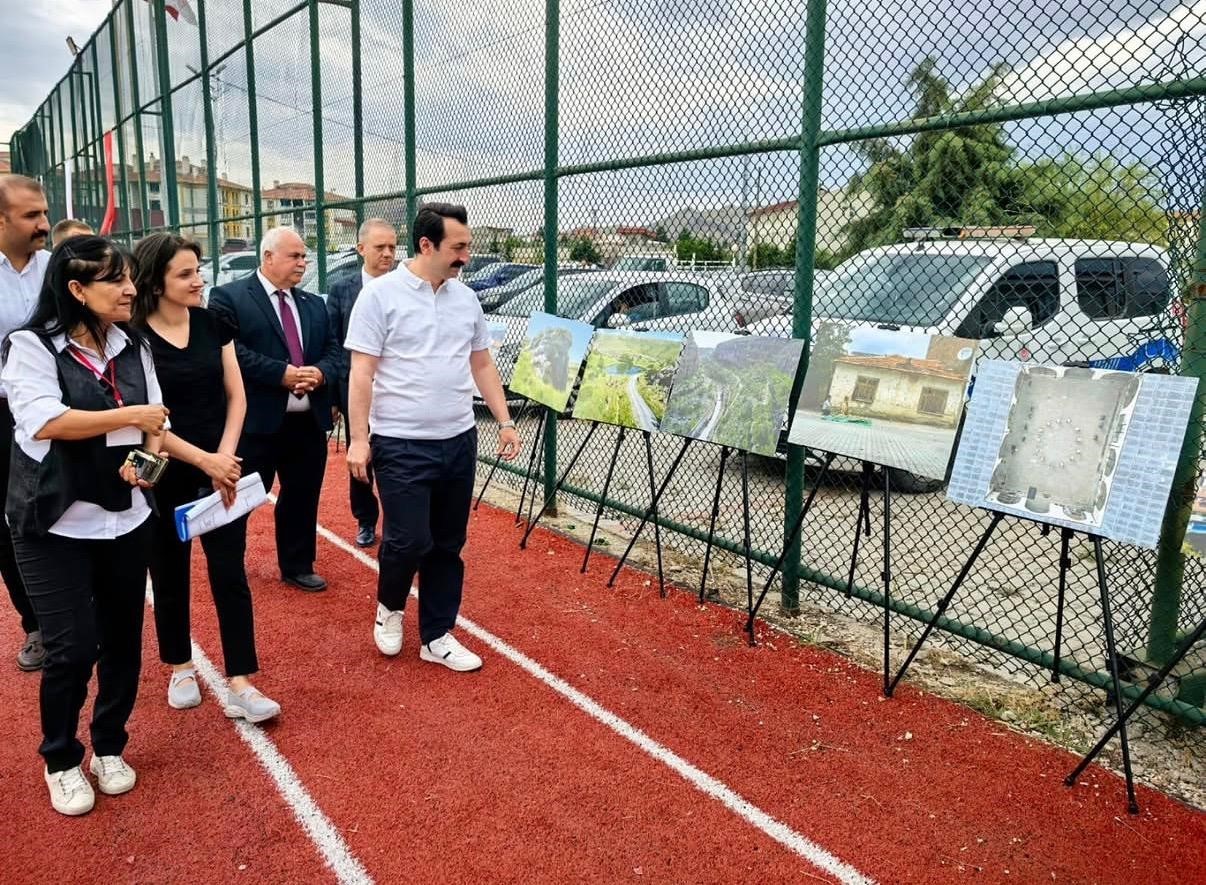 Hayaller Atölyesi’nden Hekimhan’a anlamlı fotoğraf sergisi
