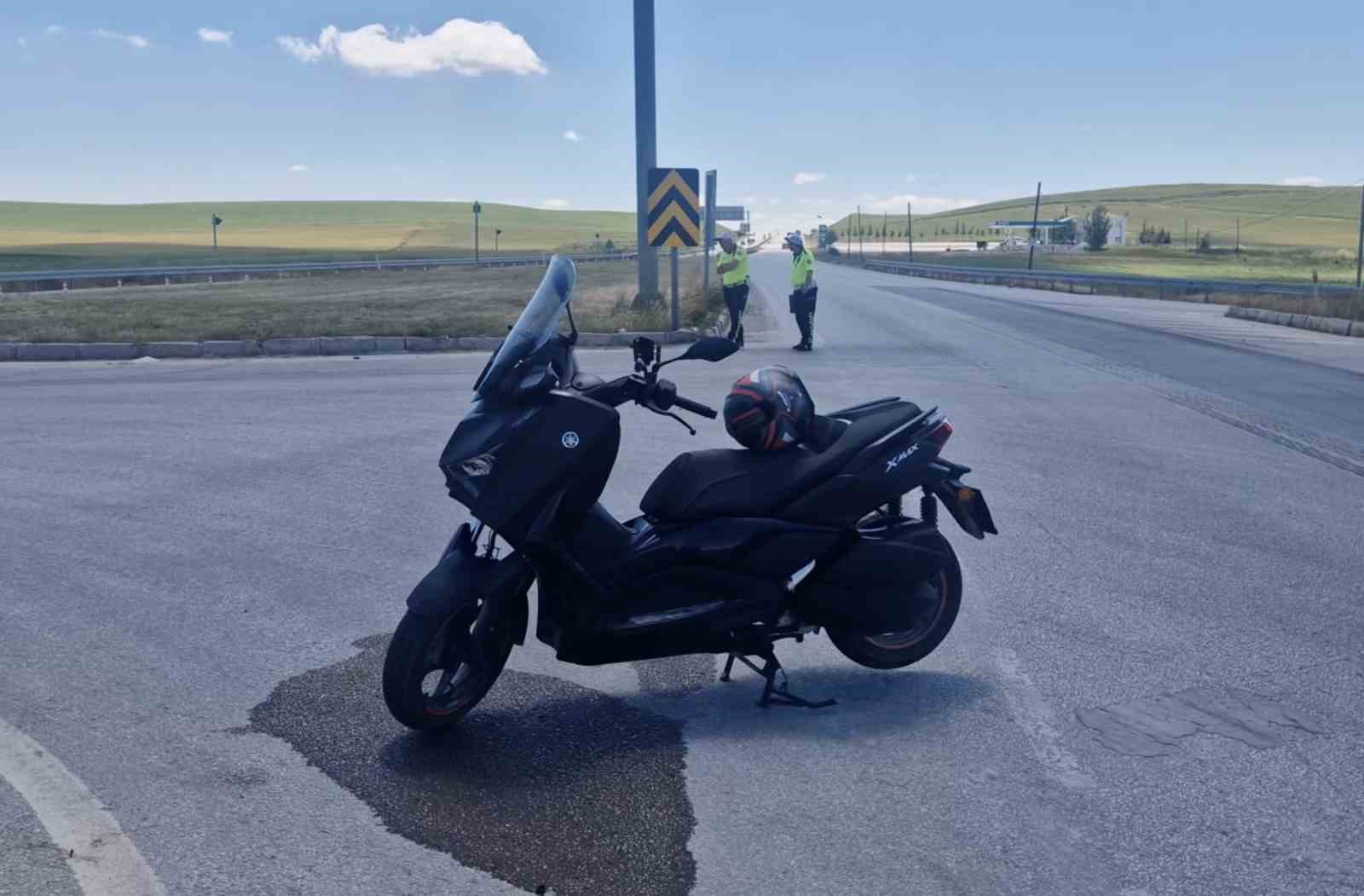 Çorum’da motosiklet ile otomobil çarpıştı: 1 yaralı