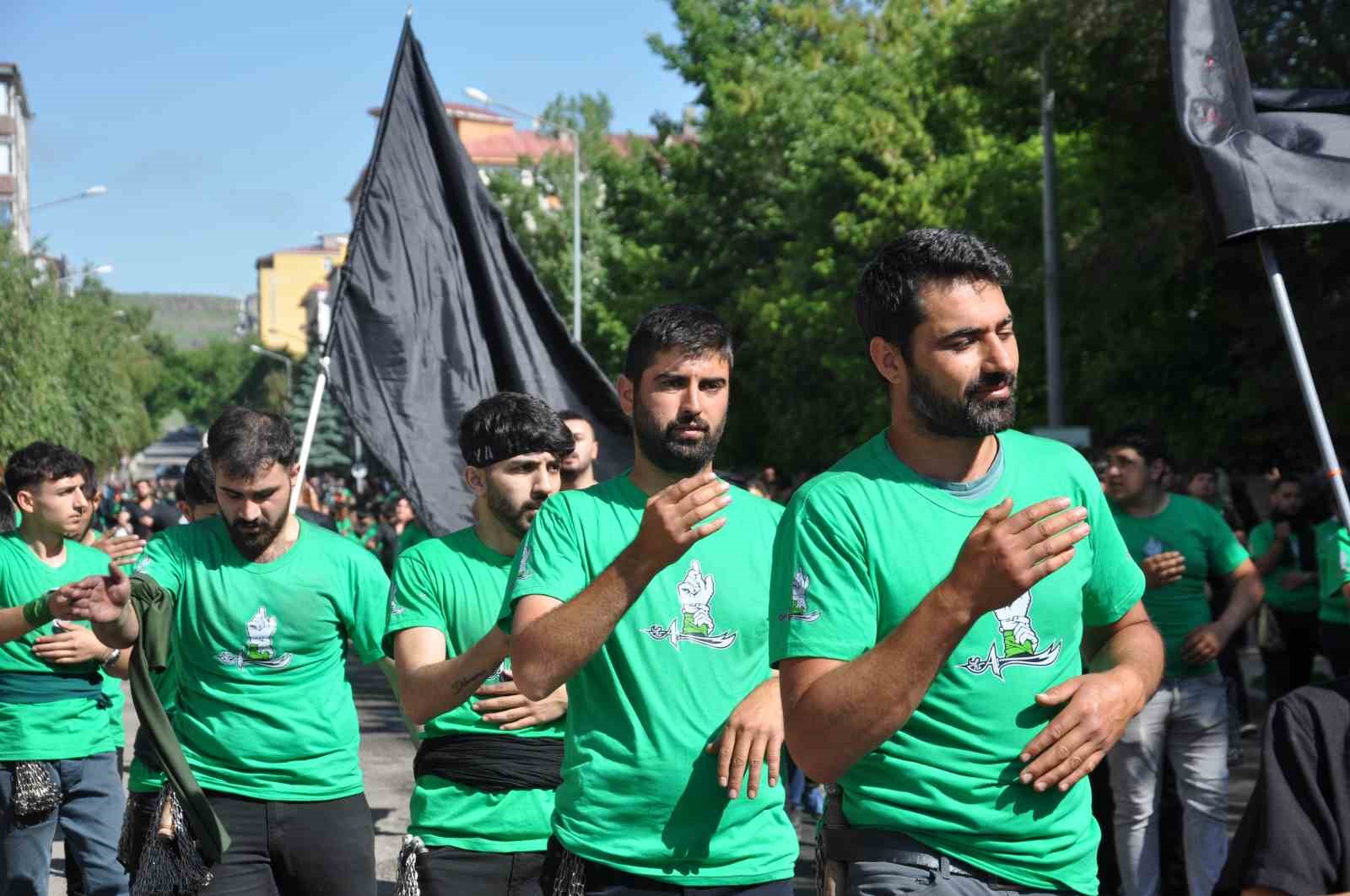 Kars’ta Kerbela şehitleri anıldı