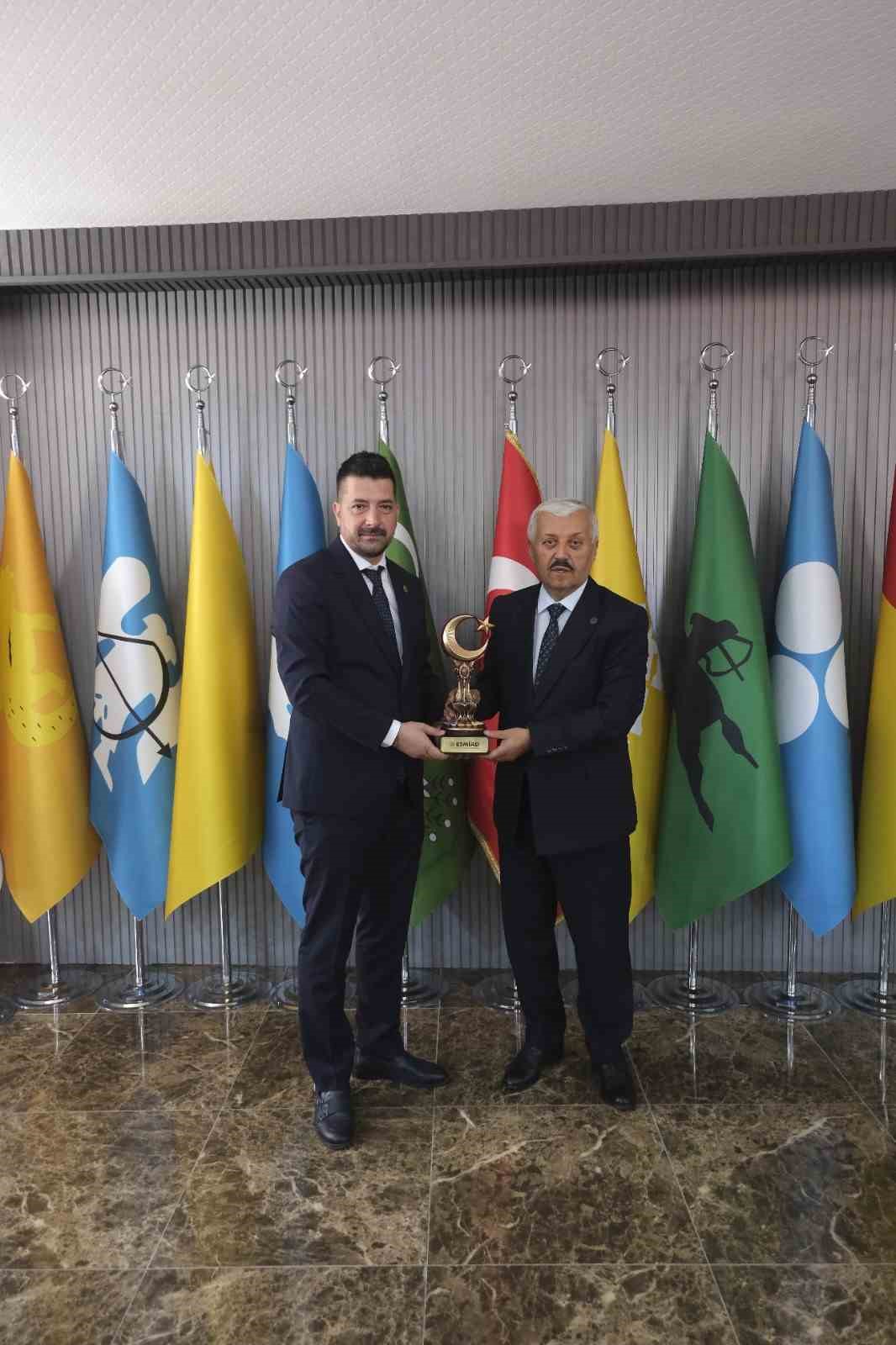 ESMİAD’dan esnaf teşkilatına güçlü iş birliği mesajı
