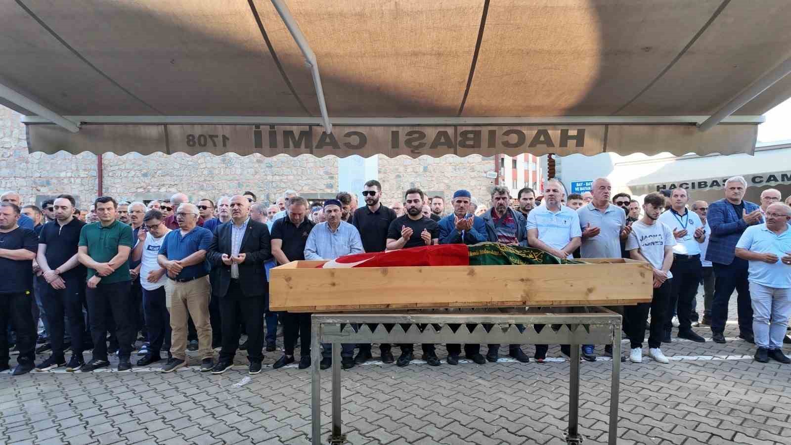 Rize’deki feci kazada hayatını kaybedenler toprağa verildi