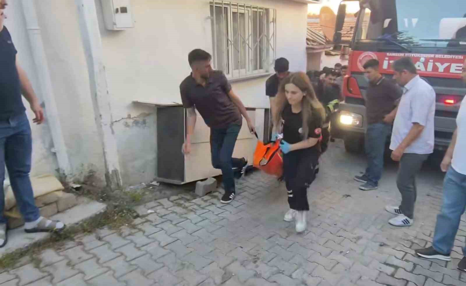 Samsun Vezirköprü’de ev yangını: 1 ağır yaralı