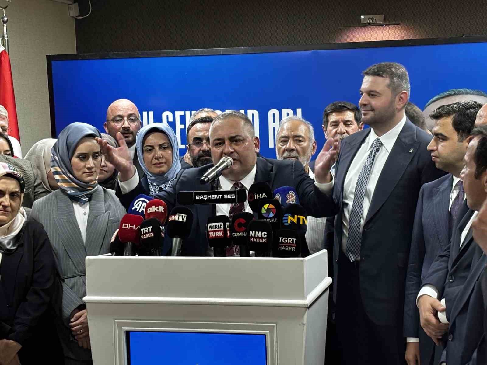 AK Parti’ye geçen Keçiören Belediye Başkanı Özarslan: 