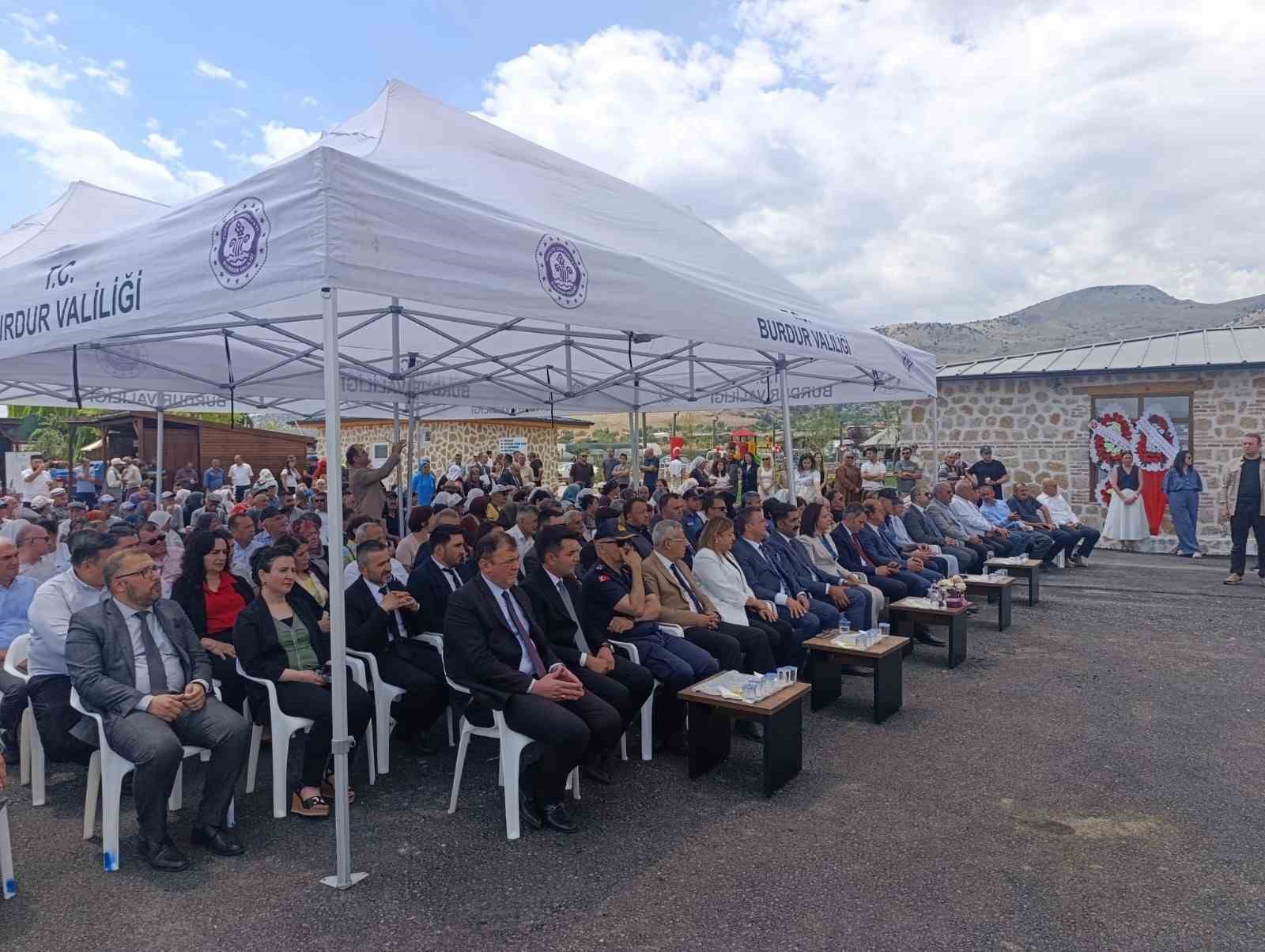 "Kağılcık Ekolojik Teke Obası" törenle hizmete açıldı