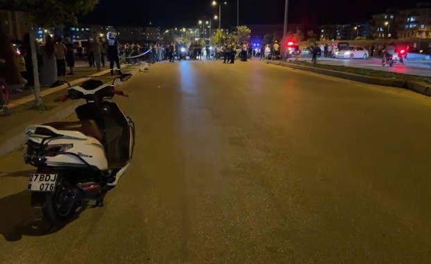 Nizip’te iki motosiklet çarpıştı: 4 yaralı