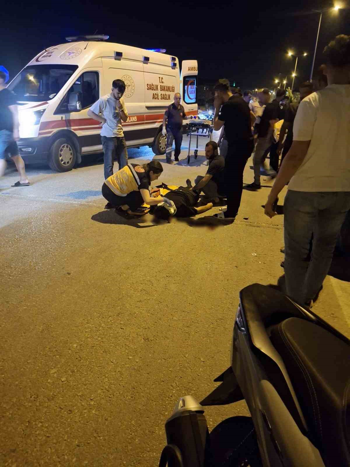 Nizip’te iki motosiklet çarpıştı: 4 yaralı