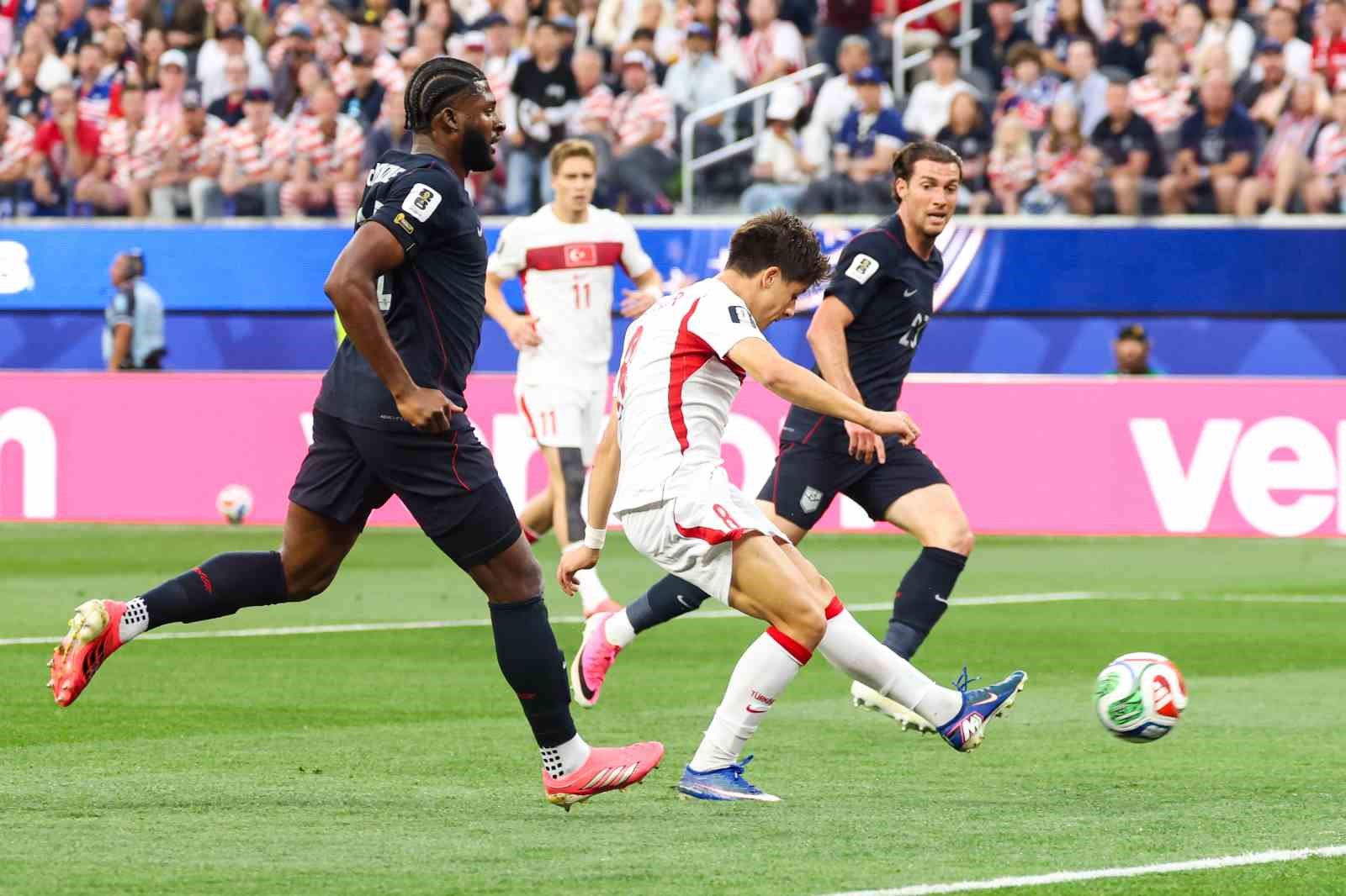 Arda Güler, FIFA Dünya Kupası’nda gol atan en genç Türk futbolcu oldu