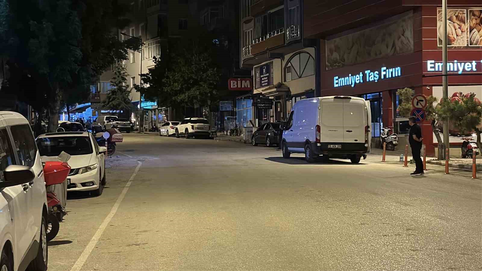 Burdur’da fünyeyle patlatılan valizden eşyalar çıktı