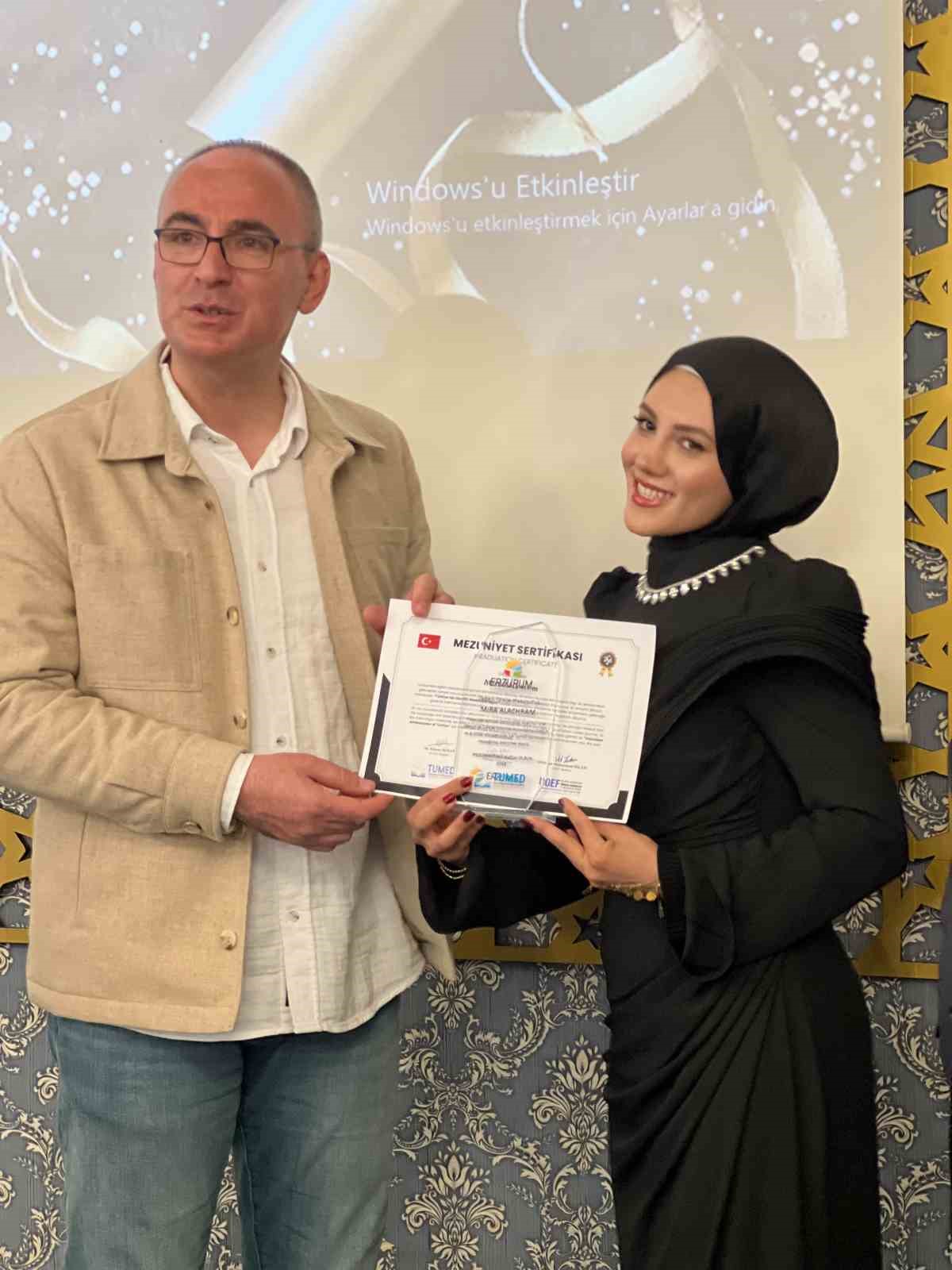 Erzurum’da eğitim alan uluslararası öğrenciler memleketlerine uğurlandı