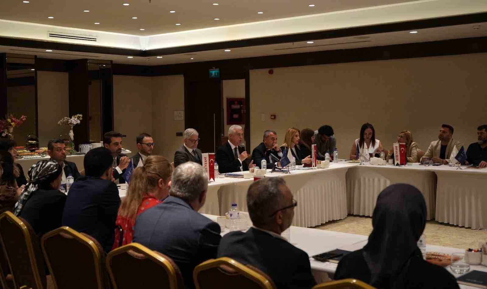 Gaziantep’te "Ekonomiye Yön Verenler" zirvesi düzenlendi