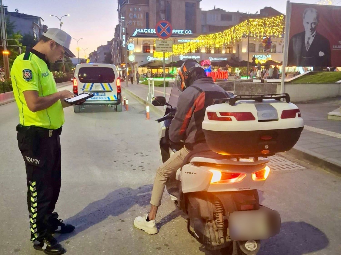 Bilecik’te 280 motosiklet sürücüsü denetlendi