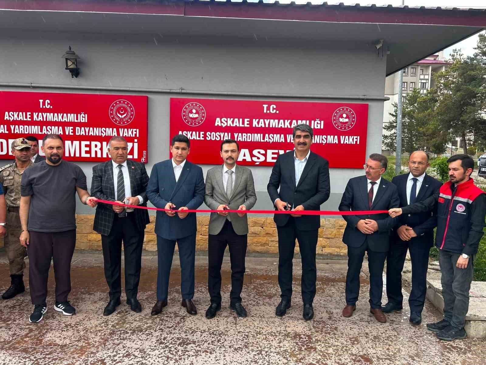 Aşkale’de aşevi hizmete açıldı: Günde 70 aileye sıcak yemek ulaştırılacak