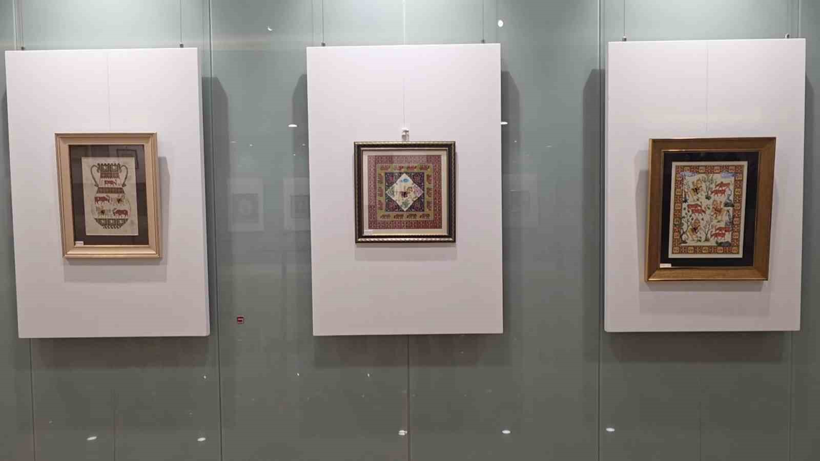 Kütahya’da tarih ve sanat buluştu: ’Köklerden gelen motiflerin zarafeti’ sergisi ziyarete açıldı