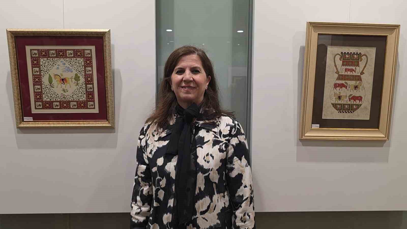Kütahya’da tarih ve sanat buluştu: ’Köklerden gelen motiflerin zarafeti’ sergisi ziyarete açıldı