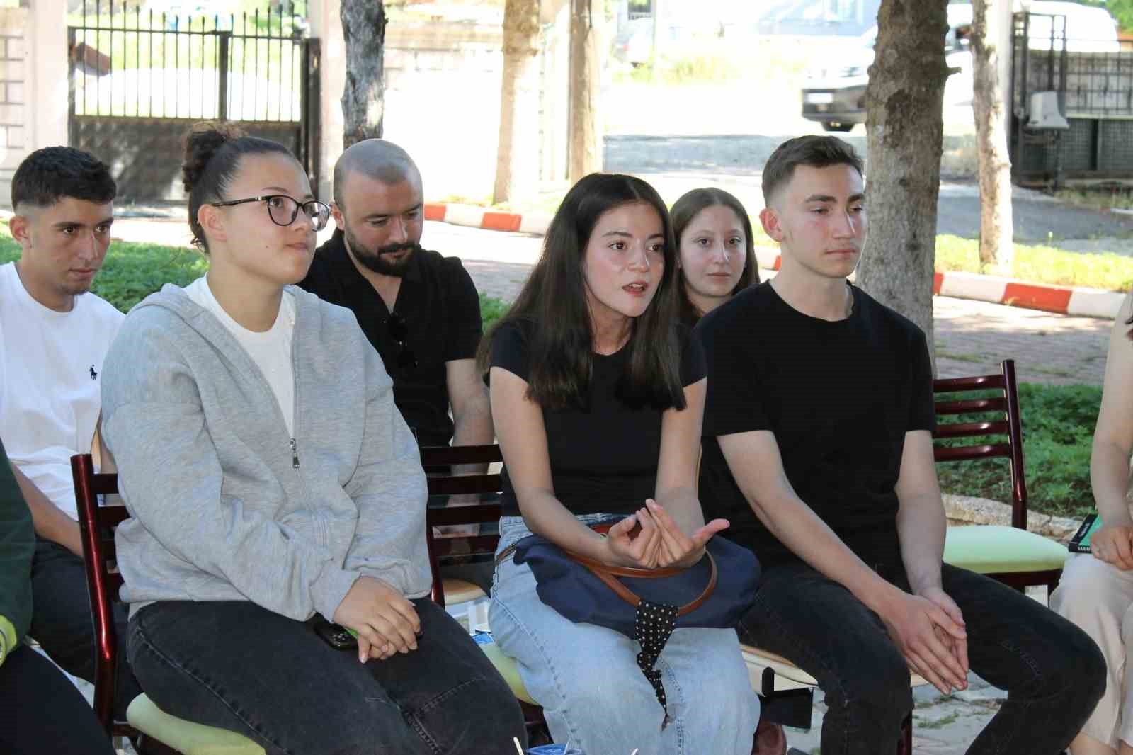 Altıntaş’ta kitap söyleşisi