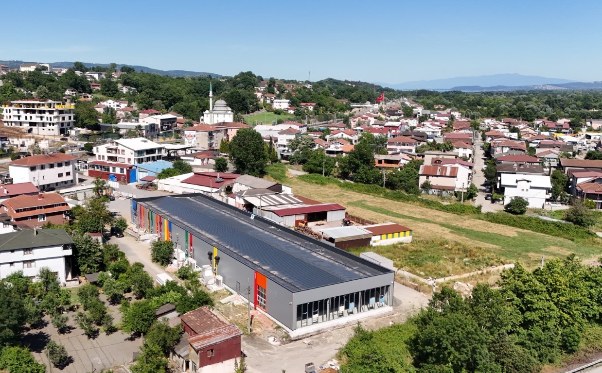 Kartepe’nin yeni spor kompleksi Acısu Mahallesi’nde yükseliyor