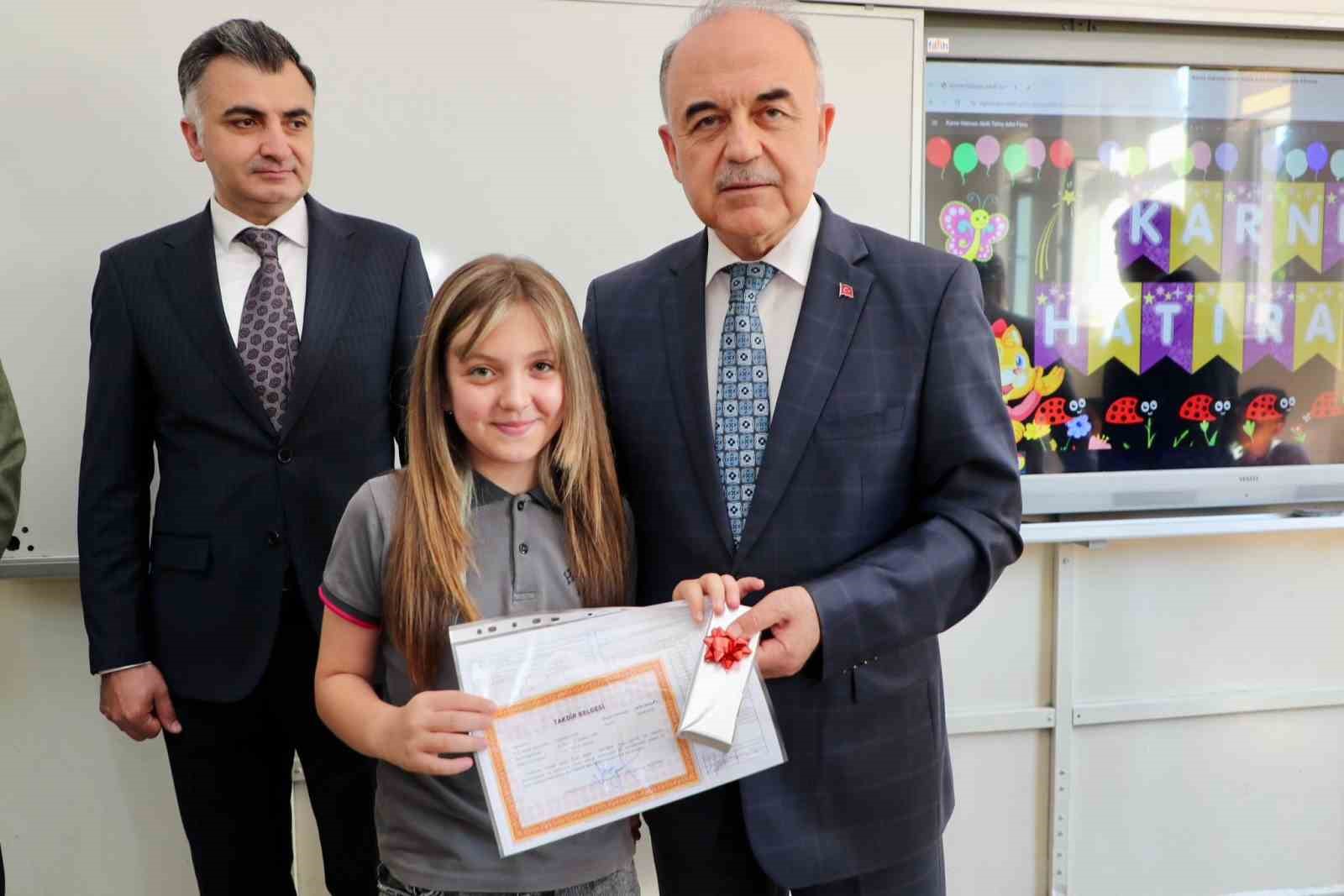Ordu’da 123 bin öğrencinin karne heyecanı