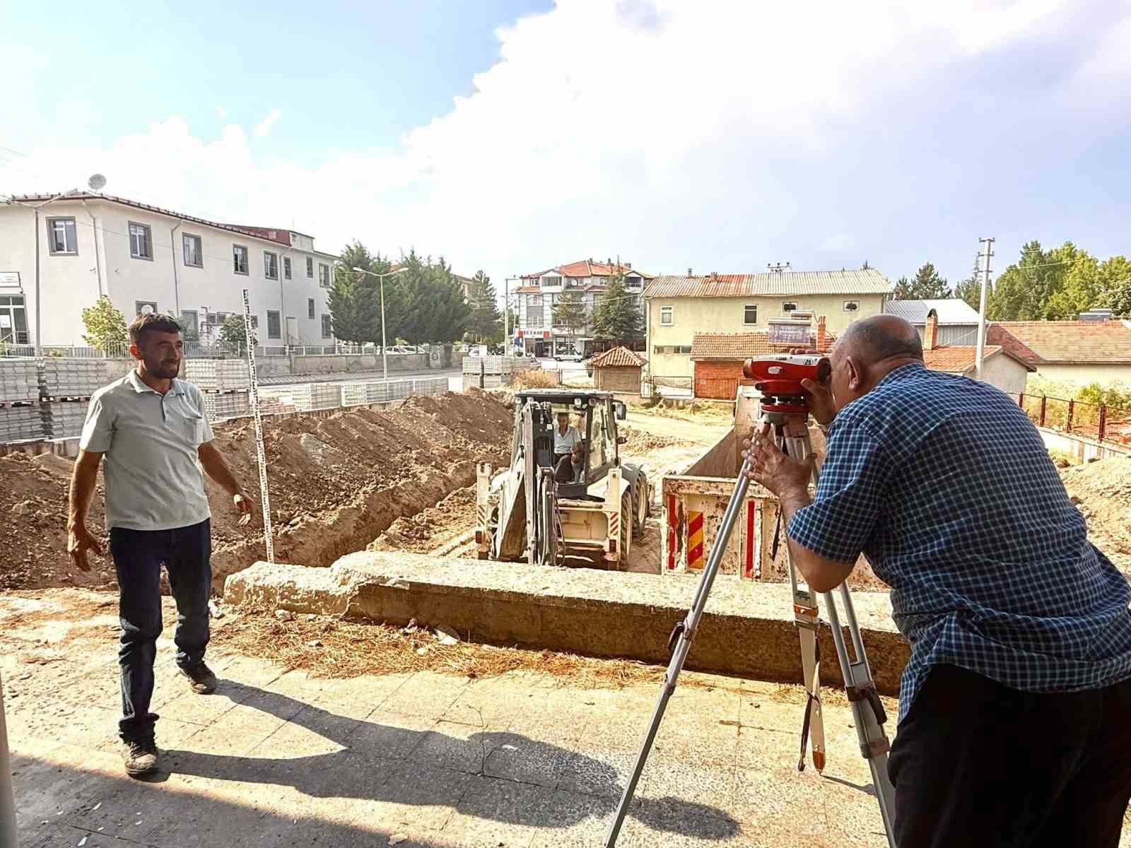 Hisarcık’ta Halk Ekmek Fabrikası için ilk kazma vuruldu