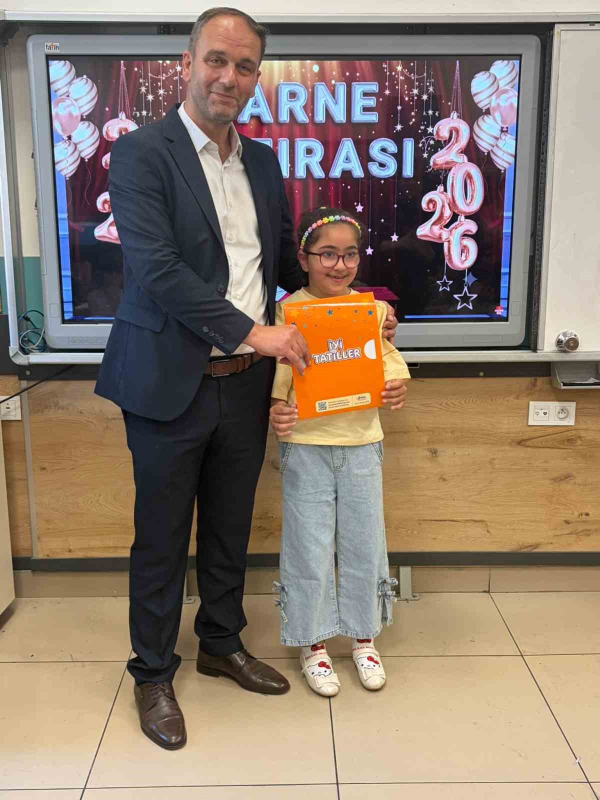 Afyonkarahisar’da 143 bin öğrenci yaz tatiline girdi