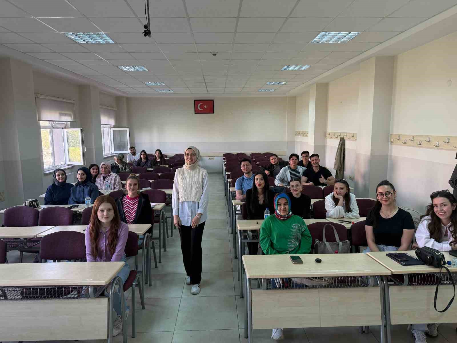 ERÜ’de bir ilk: ‘Yapay Zeka Okuryazarlığı Dersleri’