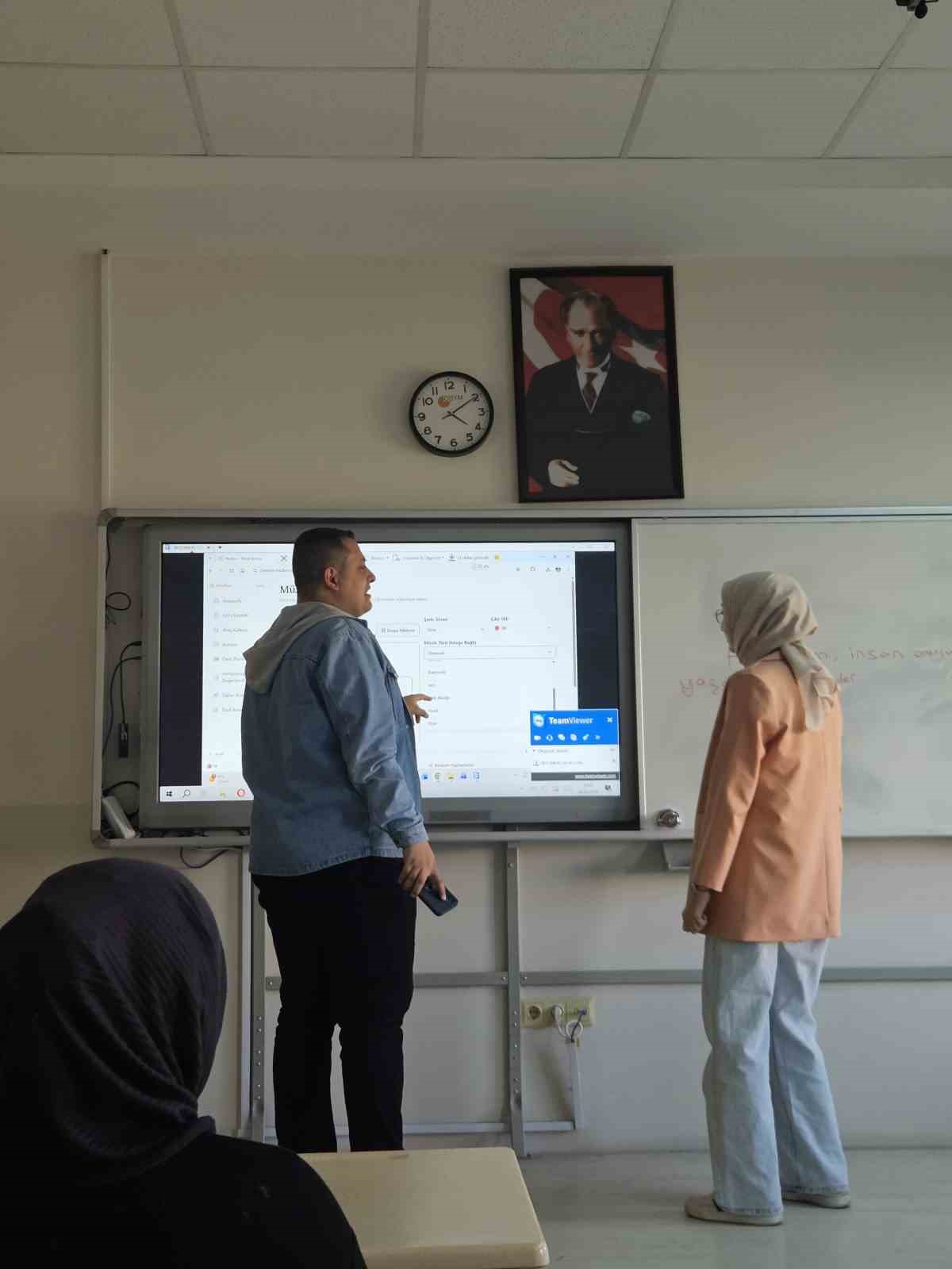 ERÜ’de bir ilk: ‘Yapay Zeka Okuryazarlığı Dersleri’