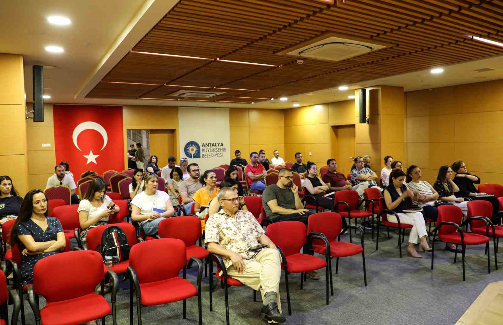 Antalya Büyükşehir Belediyesi’nin çevre vizyonu anlatıldı