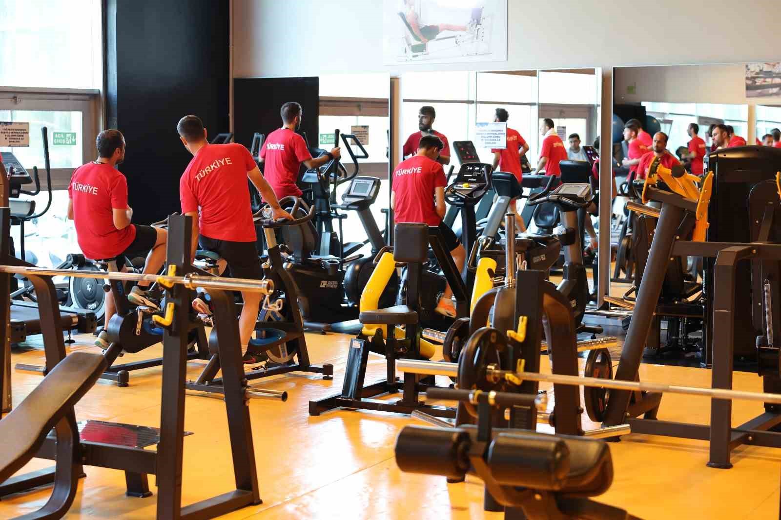 Türkiye’nin engelleri aşan milli gururu, Spor A.Ş. Tesisleri’nde kamp yaptı