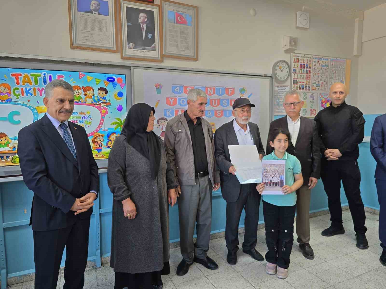 Karne gününde anlamlı açılış: Şehit Adem Cankurtaran’ın hatıraları isminin verildiği okulda sergilenecek