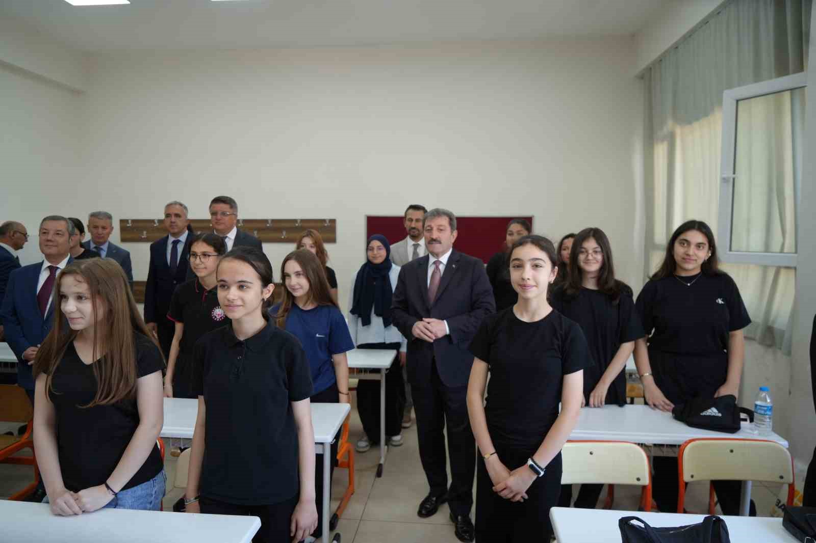 Samsun’da 253 bin öğrenci karne aldı