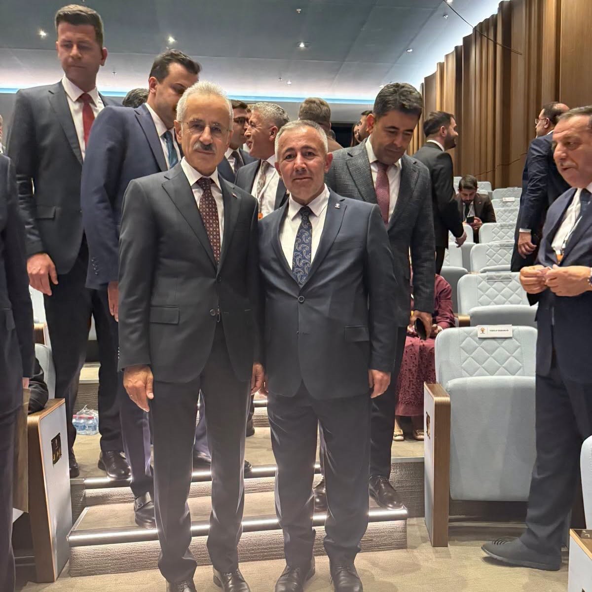 AK Parti İl Başkanı Yıldırım, Ankara’da Bakanlarla bir araya geldi