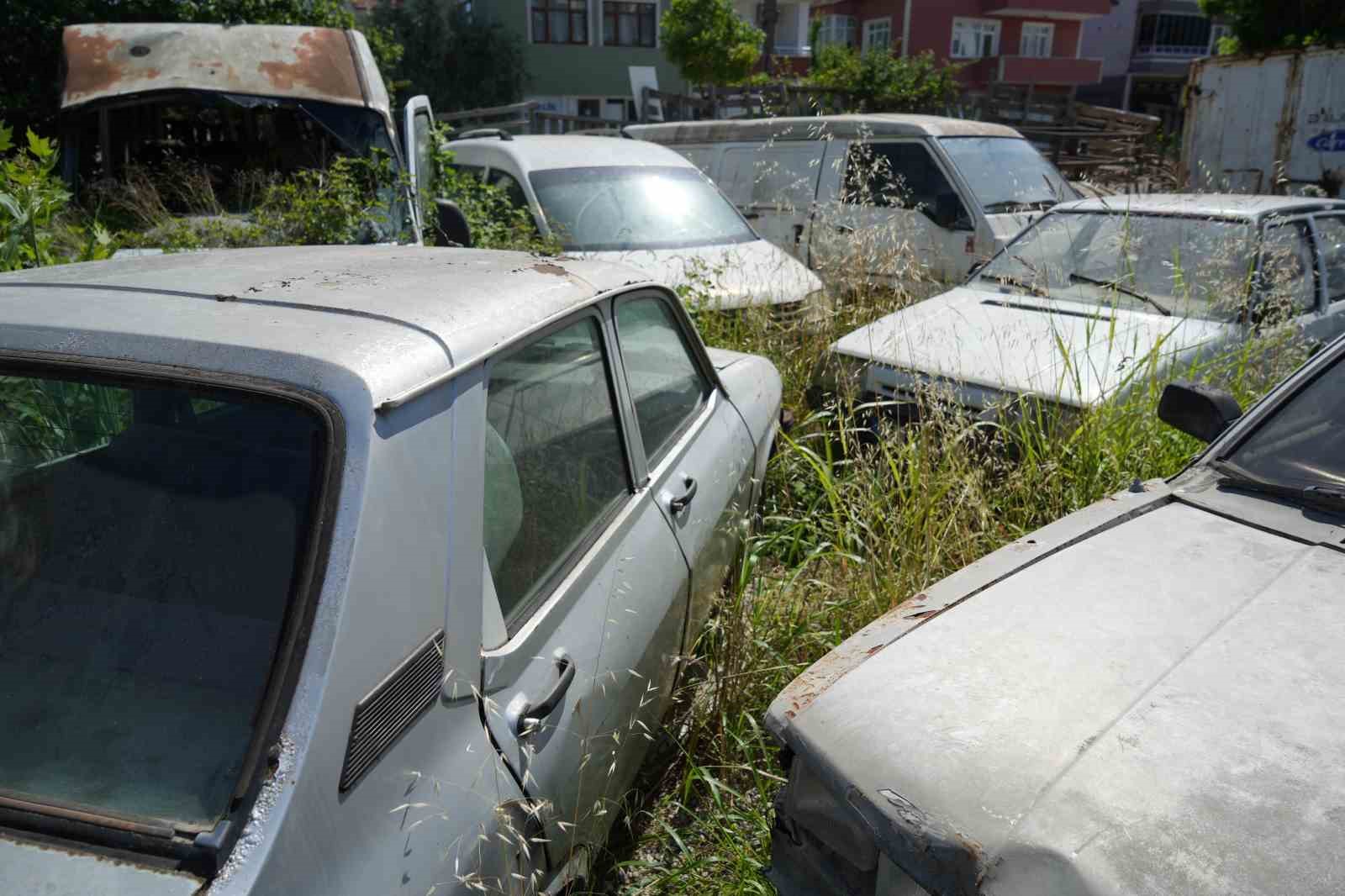 Otoparkta yer kalmadı, işletmeci isyan etti: "Üçüne beşine bakmadan teslim edeceğiz"
