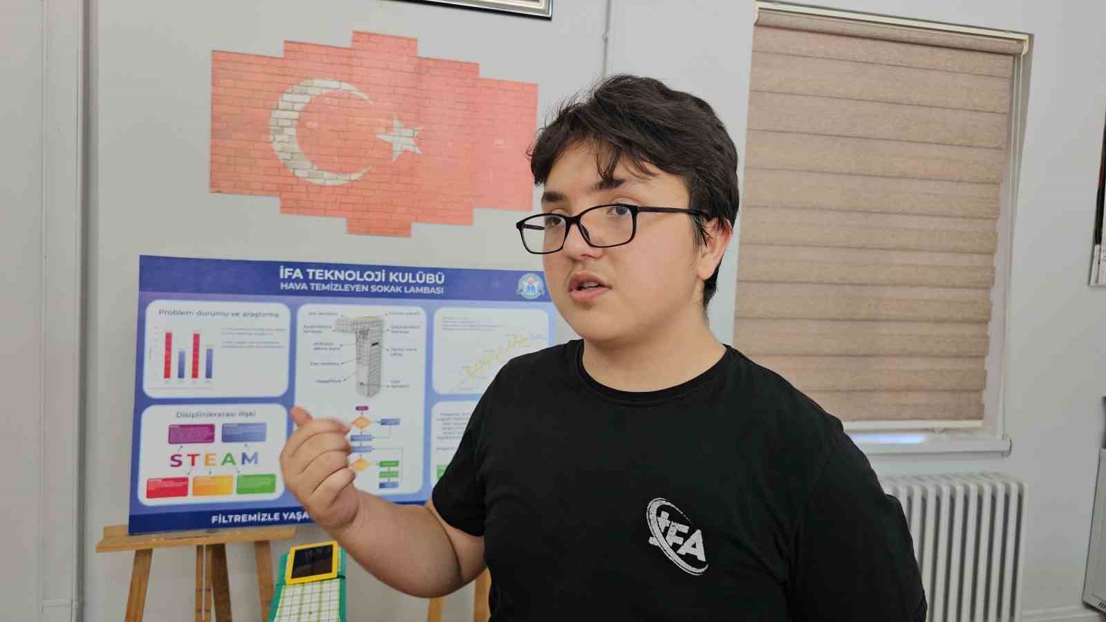 Ortaokul öğrencilerinden nefes aldıran proje; hava kirliliğine çözüm sokak lambası