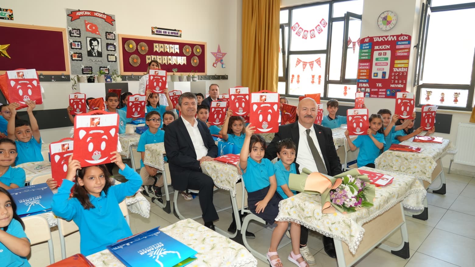 Adıyaman’da 154 bin 927 öğrenci karne sevinci yaşadı
