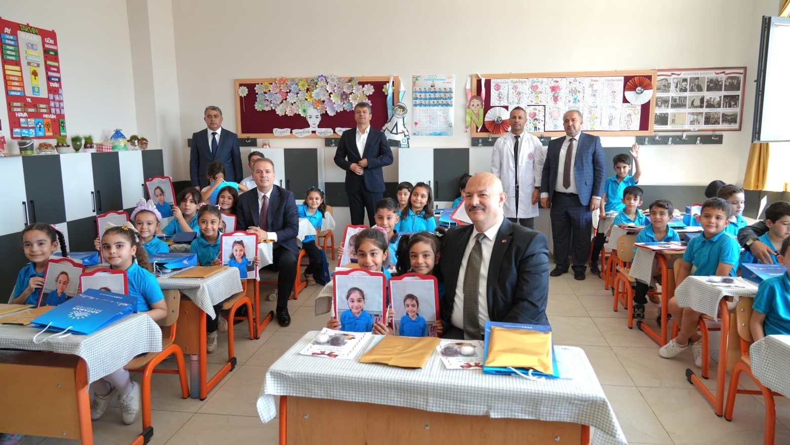 Adıyaman’da 154 bin 927 öğrenci karne sevinci yaşadı